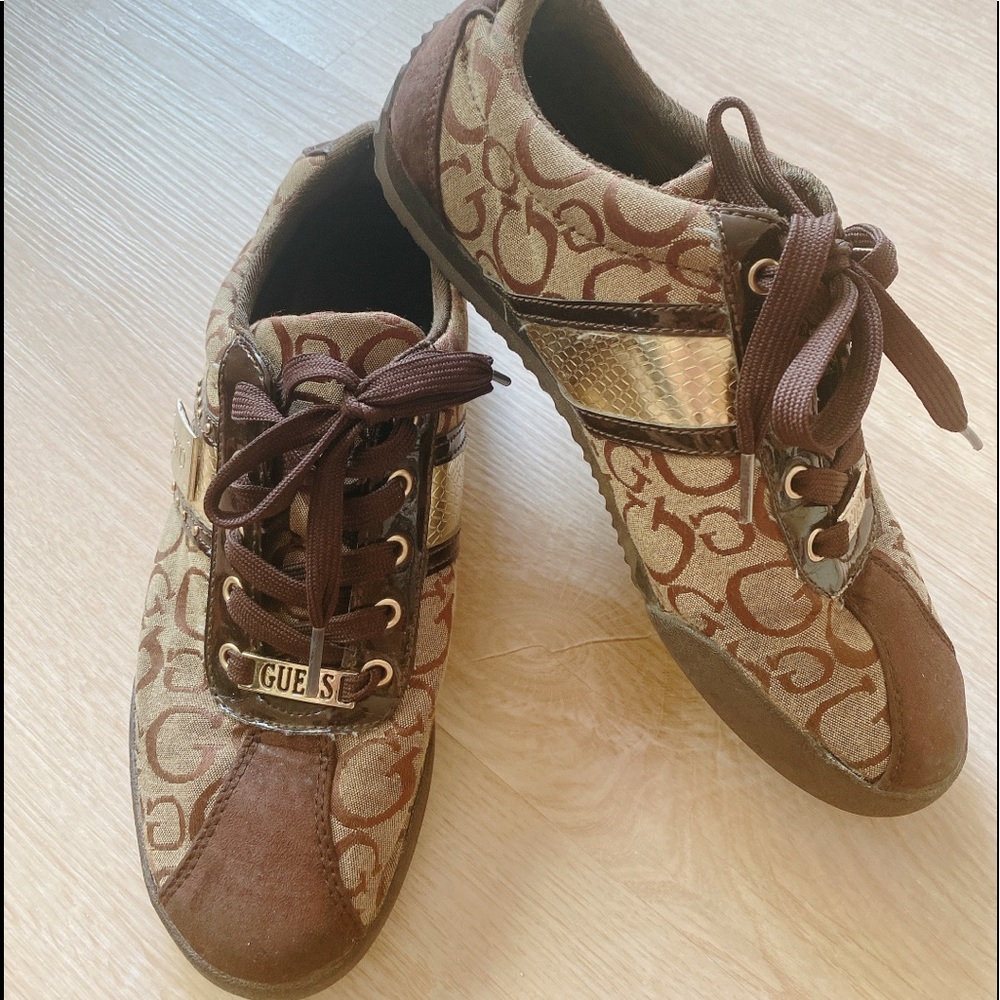 guess shoes size 8